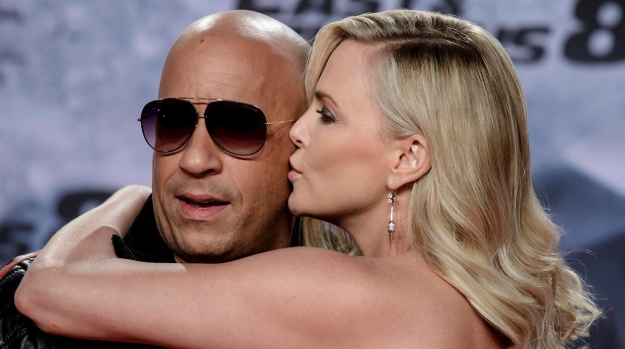 Vin Diesel en una foto con Charlize Theron.
