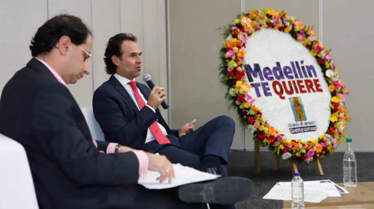 José Manuel Restrepo y Federico Gutiérrez.