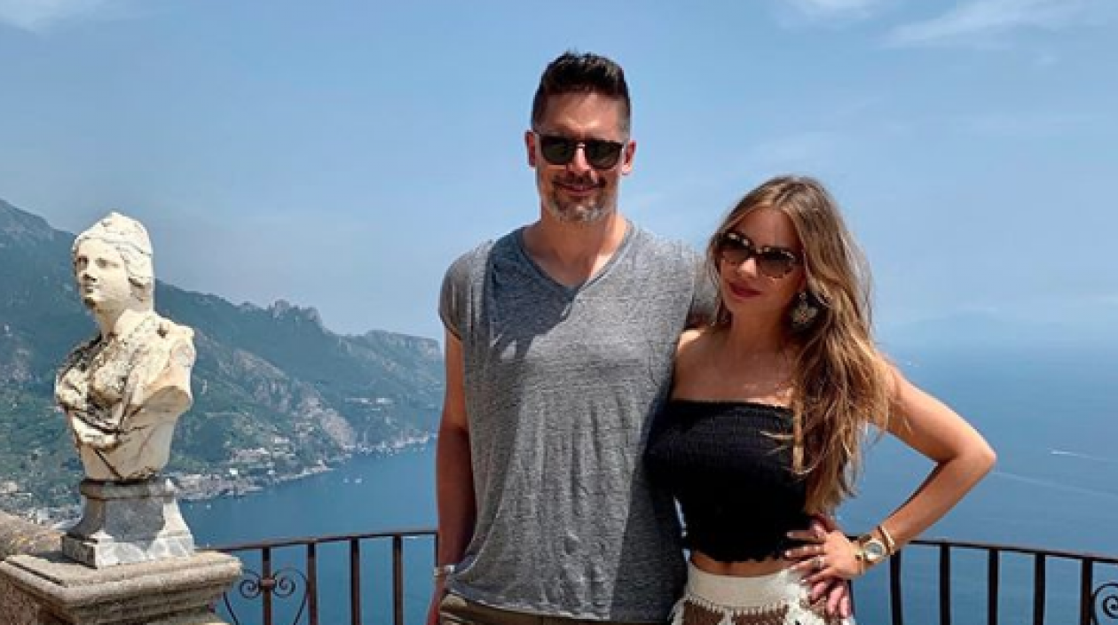 Sofía Vergara al lado de su esposo, Joe Manganiello, en Italia.