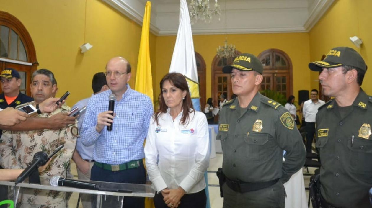 Autoridades realizaron un consejo extraordinario de seguridad.