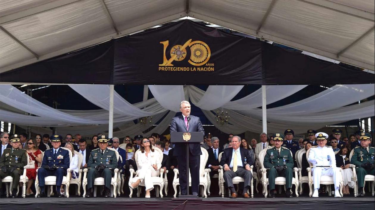 El Presidente Iván Duque durante la celebración de los 100 años de la Fuerza Aérea Colombiana.
