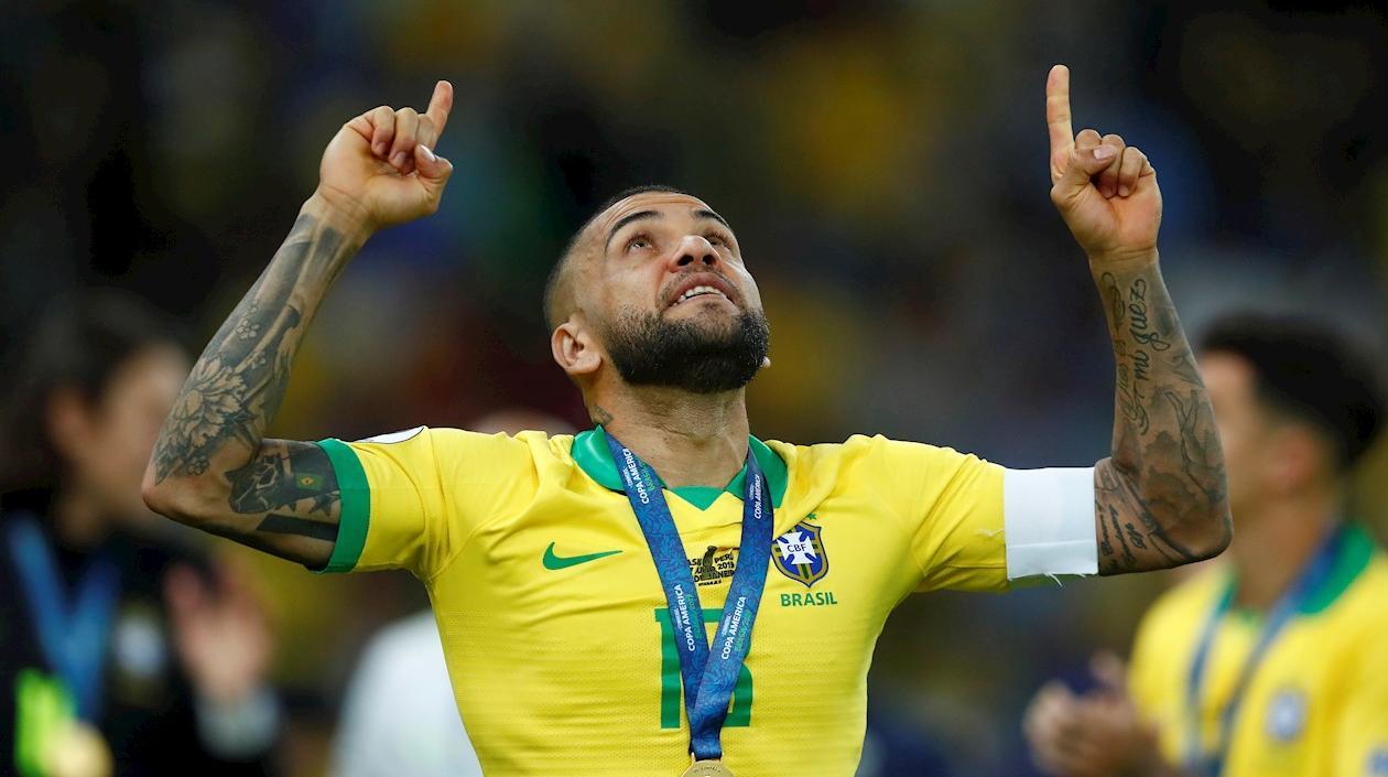 Dani Alves, jugador brasileño. 