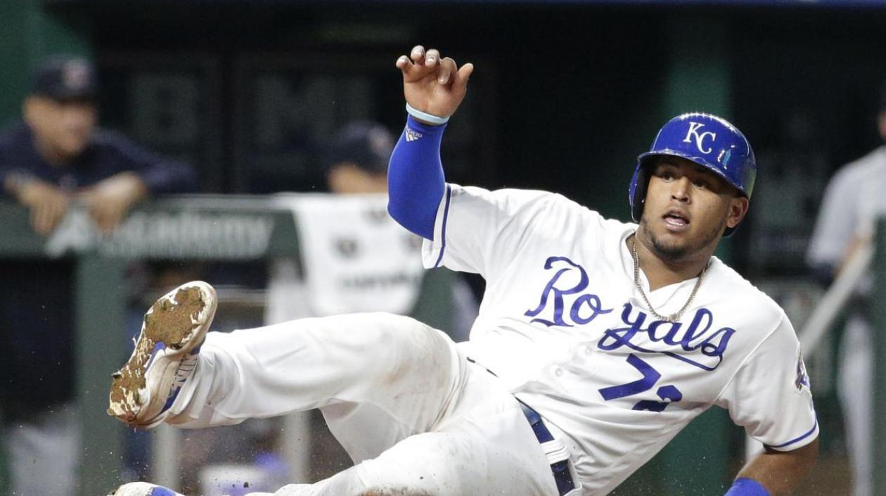 Meibrys Viloria, pelotero colombiano de los Reales. 