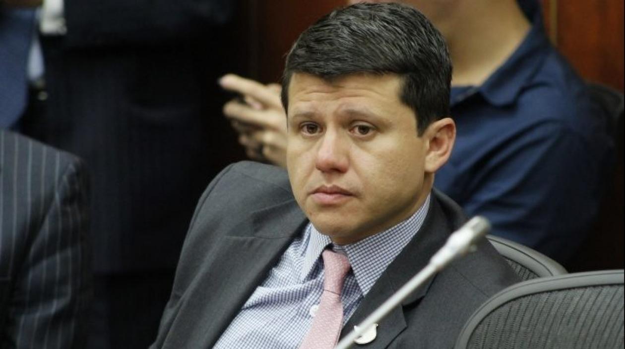 Bernardo Elías, excongresista.