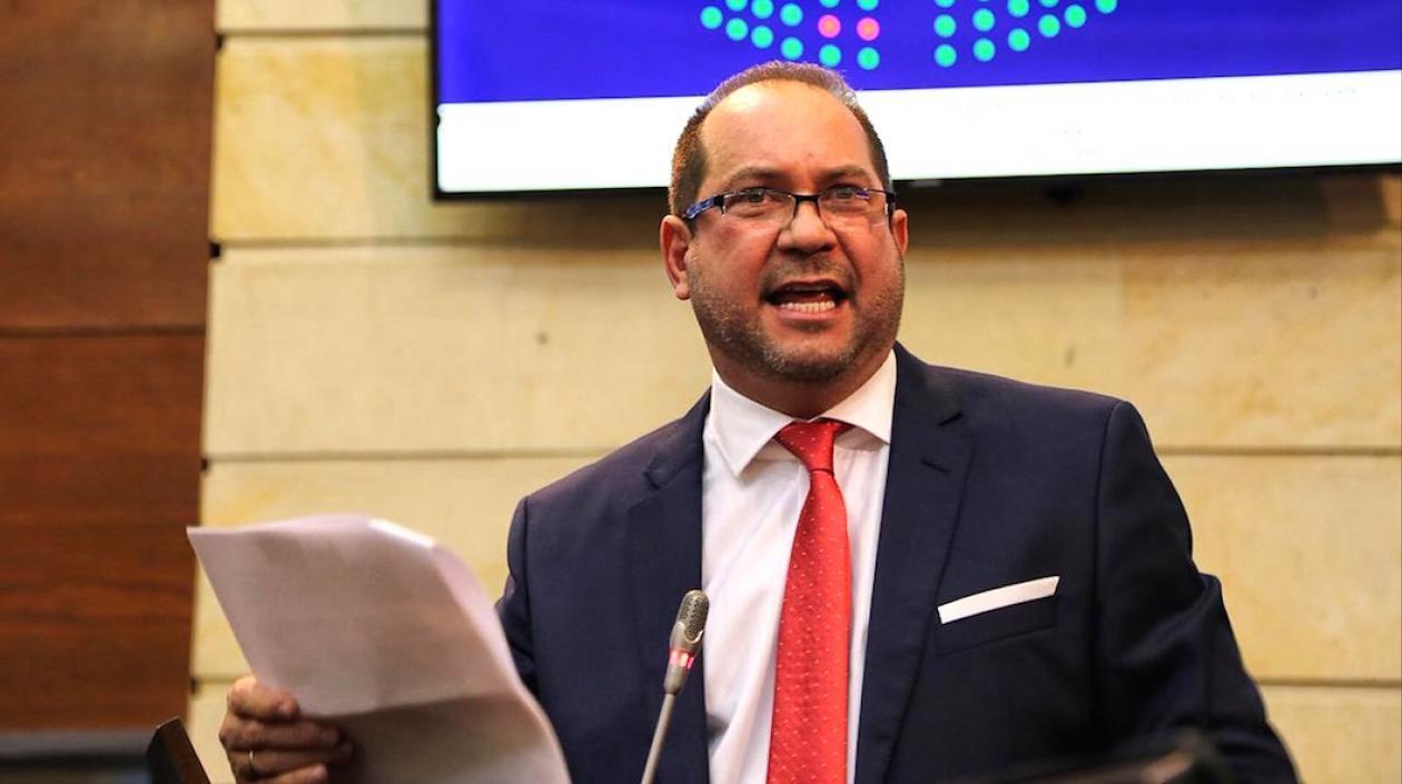 Lidio García Turbay, Senador de la República.