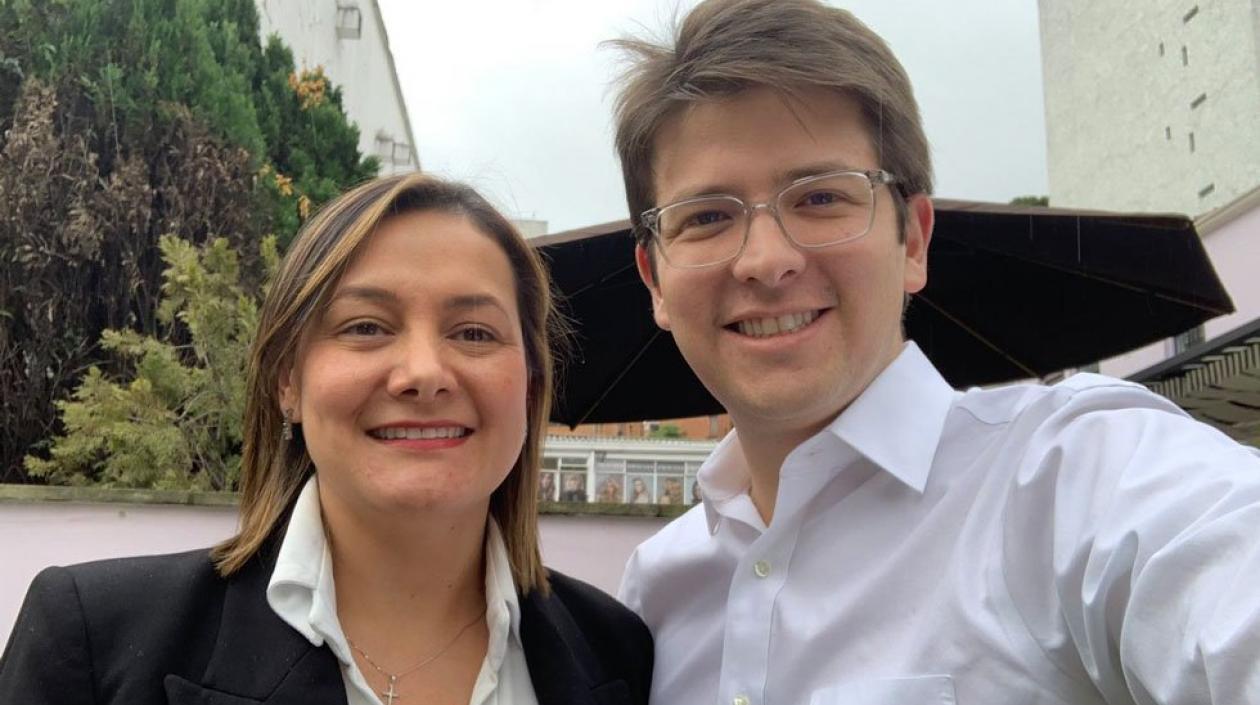 Ángela Garzón y Miguel Uribe, precandidatos a la Alcaldía de Bogotá.