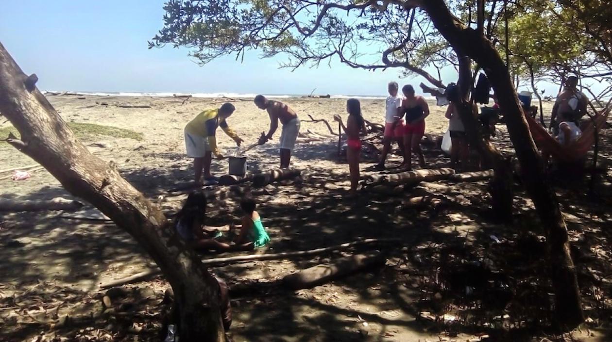 Trabajo de Uniatlántico en el Parque Salamanca.
