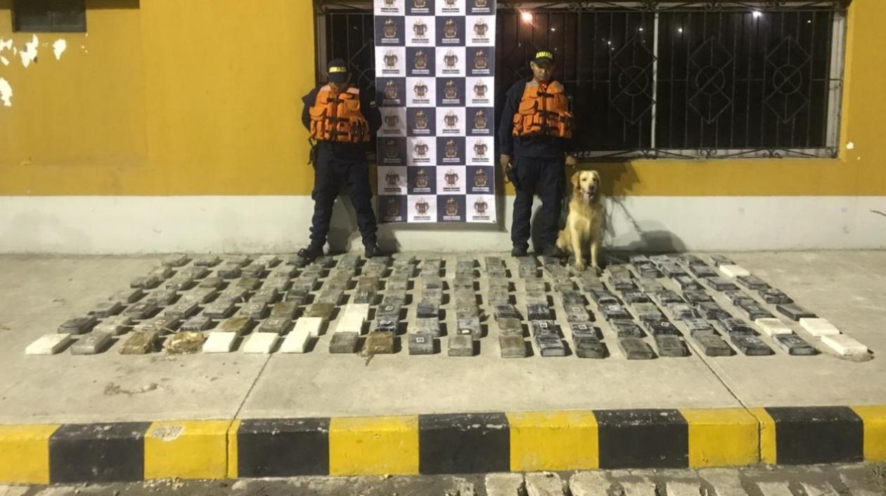 Decomiso de 140 kilos de cocaína en el puerto de Barranquilla.