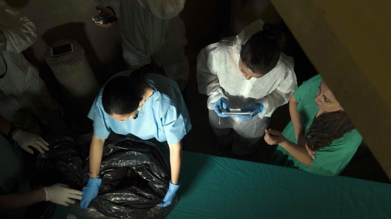 El Vaticano inicia el examen de huesos encontrados en osarios por el caso Orlandi