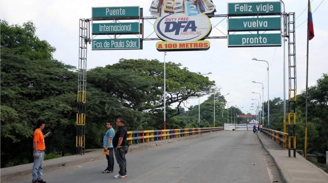 Puente Francisco de Paula Santander.