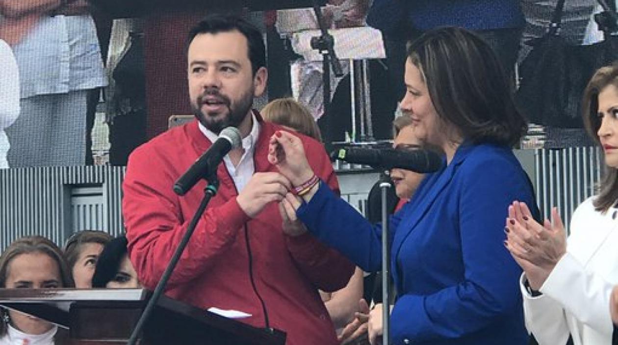 Carlos Fernando Galán y Ángela Garzón.