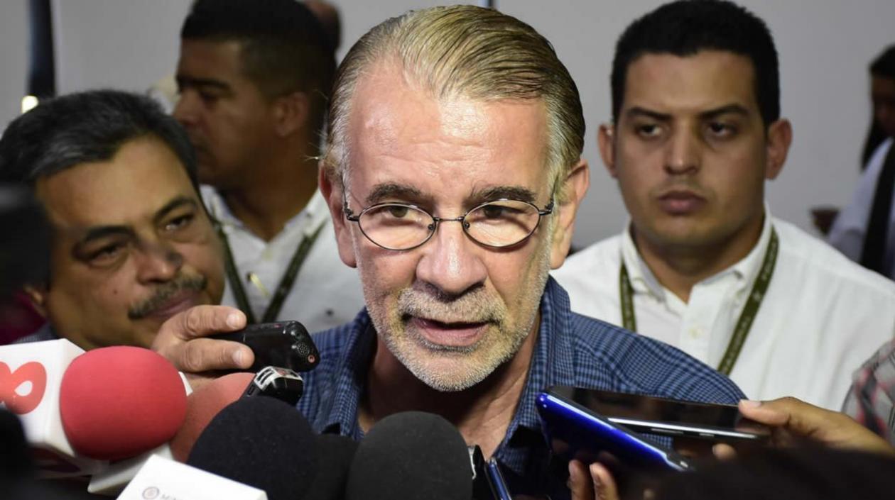 El gobernador del Atlántico Eduardo Verano De la Rosa