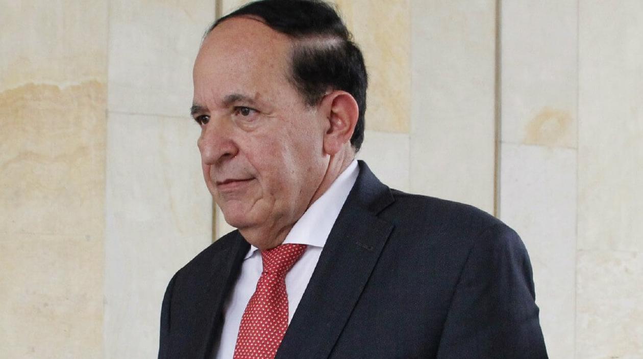 Álvaro Ashton Giraldo, exsenador.
