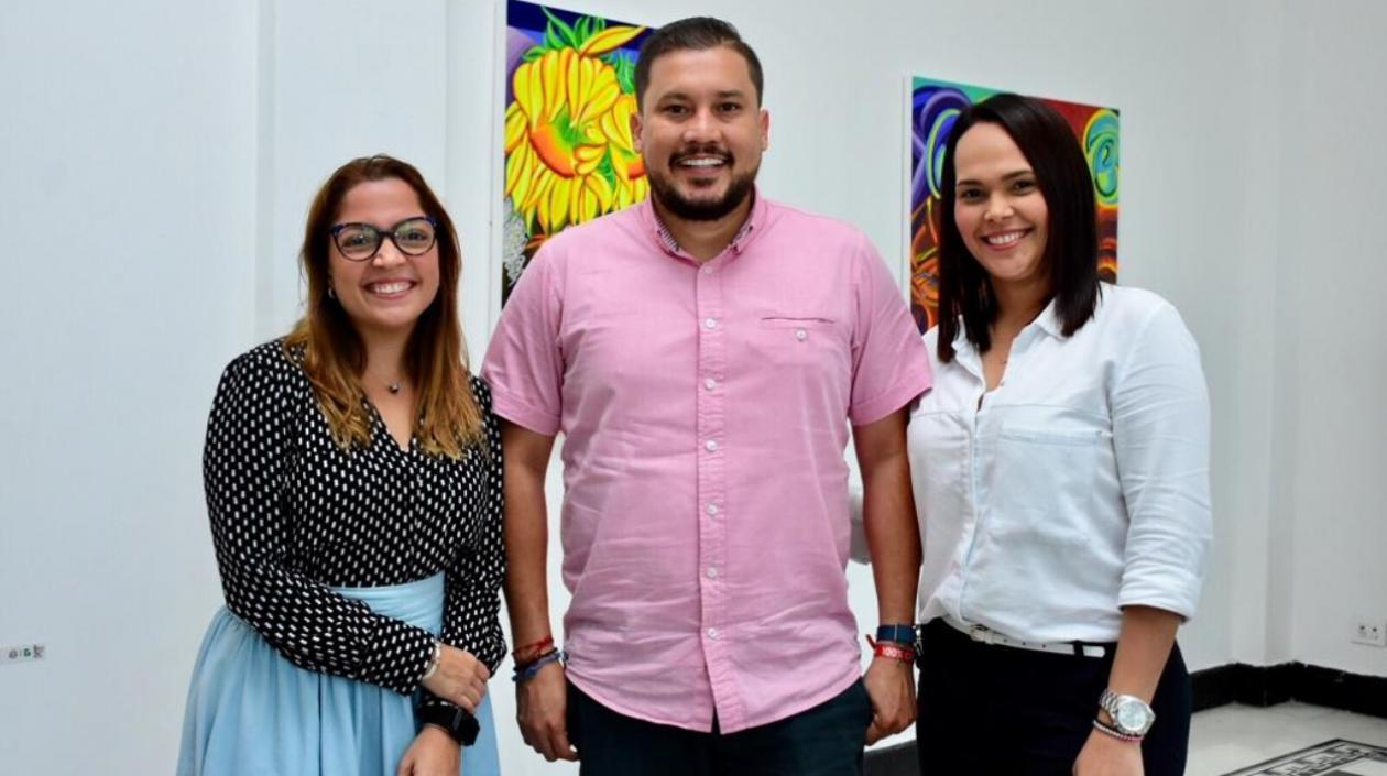 Vanessa Ballesteros, Ronald Chavarro y María José Oñoro.