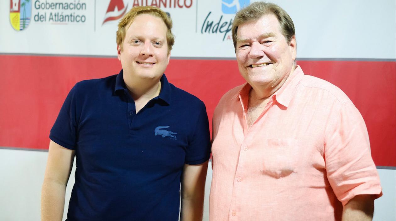 Helmut Bellingrodt con el Director (e) de Indeportes, Rachid Náder.