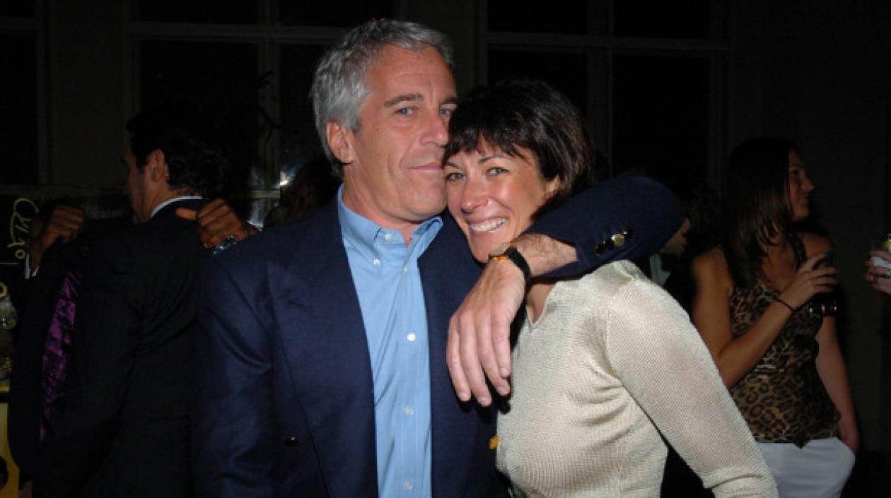Magnate Jeffrey Epstein y su 'madame', Ghislaine Maxwell.