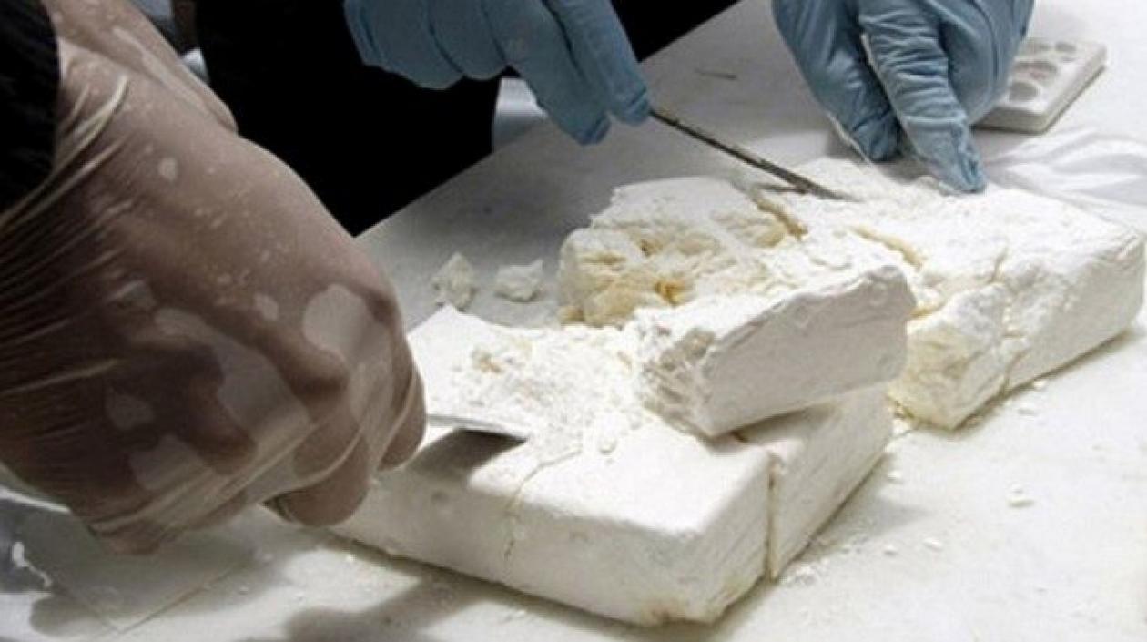 Cerca de 125 kilos de base de coca fue decomisado por la Policía.