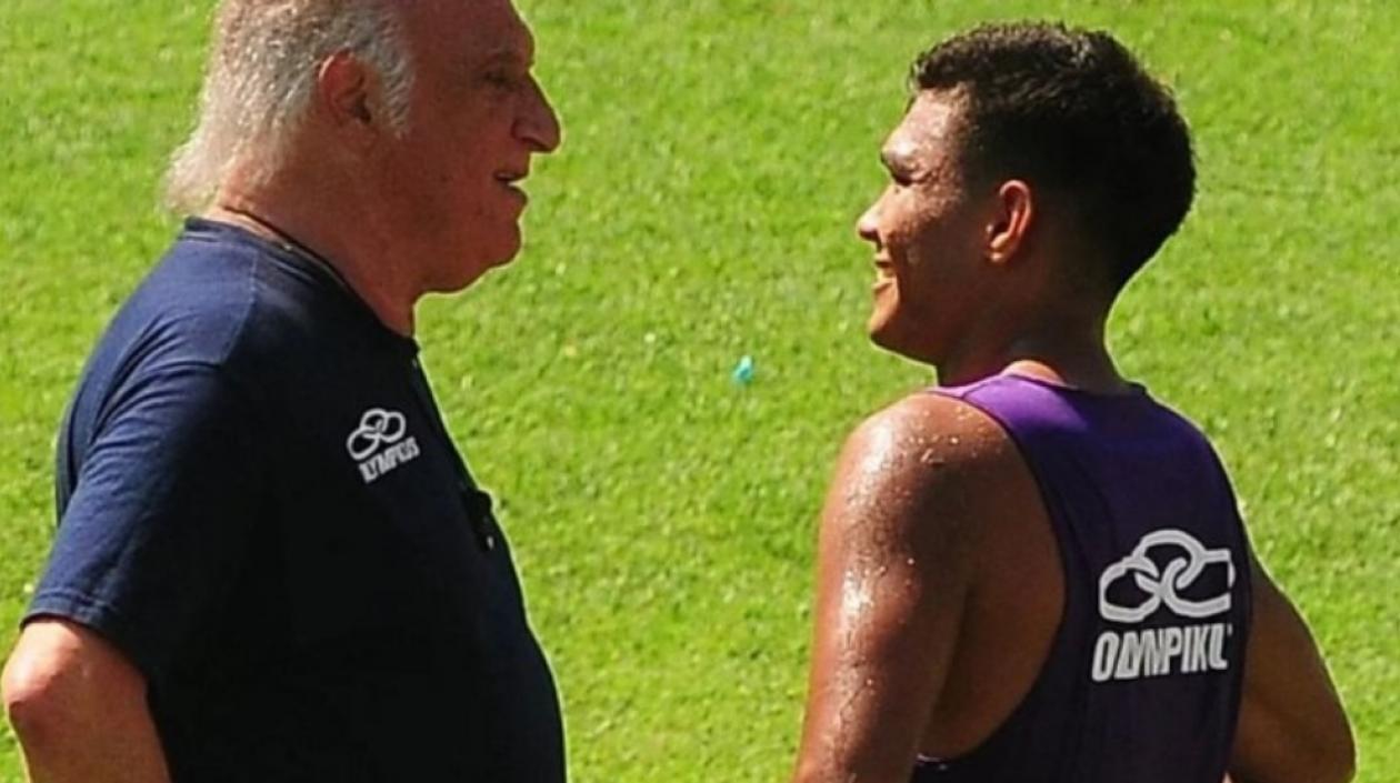 Alfio Basile y Teófilo Gutiérrez, en la época de Racing Club.