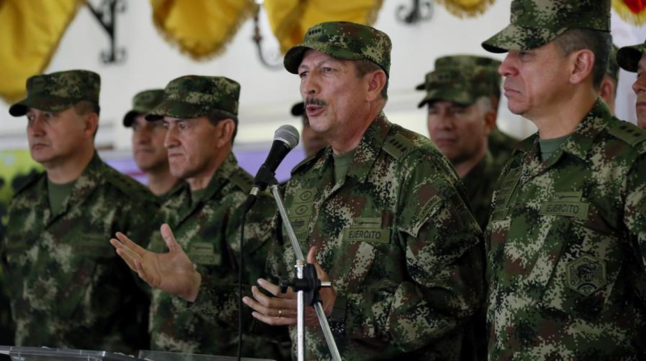 General Nicacio Martínez, comandante del Ejército.