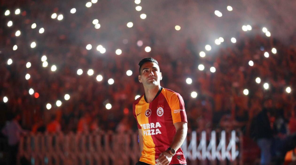 Falcao García durante su presentación. 