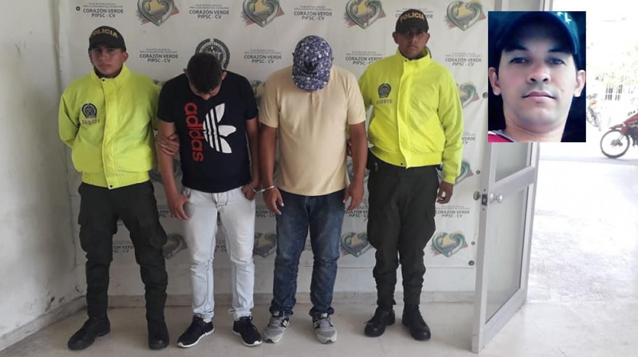 Los dos hombres capturados por la Policía. En la foto pequeña, la víctima mortal.