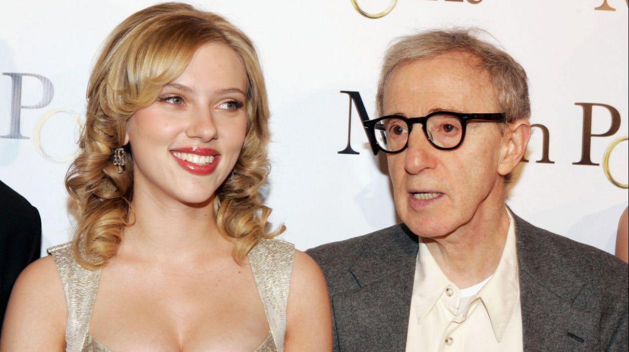 La actriz Scarlett Johansson y el cineasta Woody Allen.