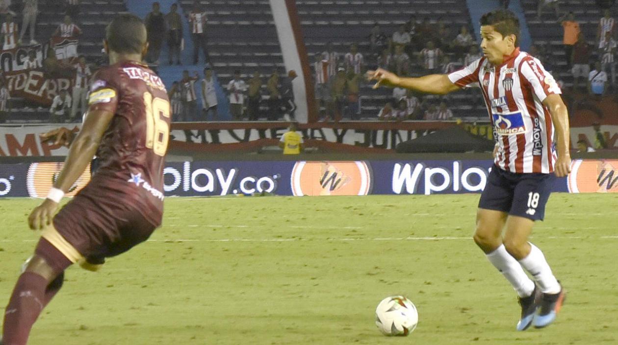 Matías Fernández, jugador chileno de Junior. 