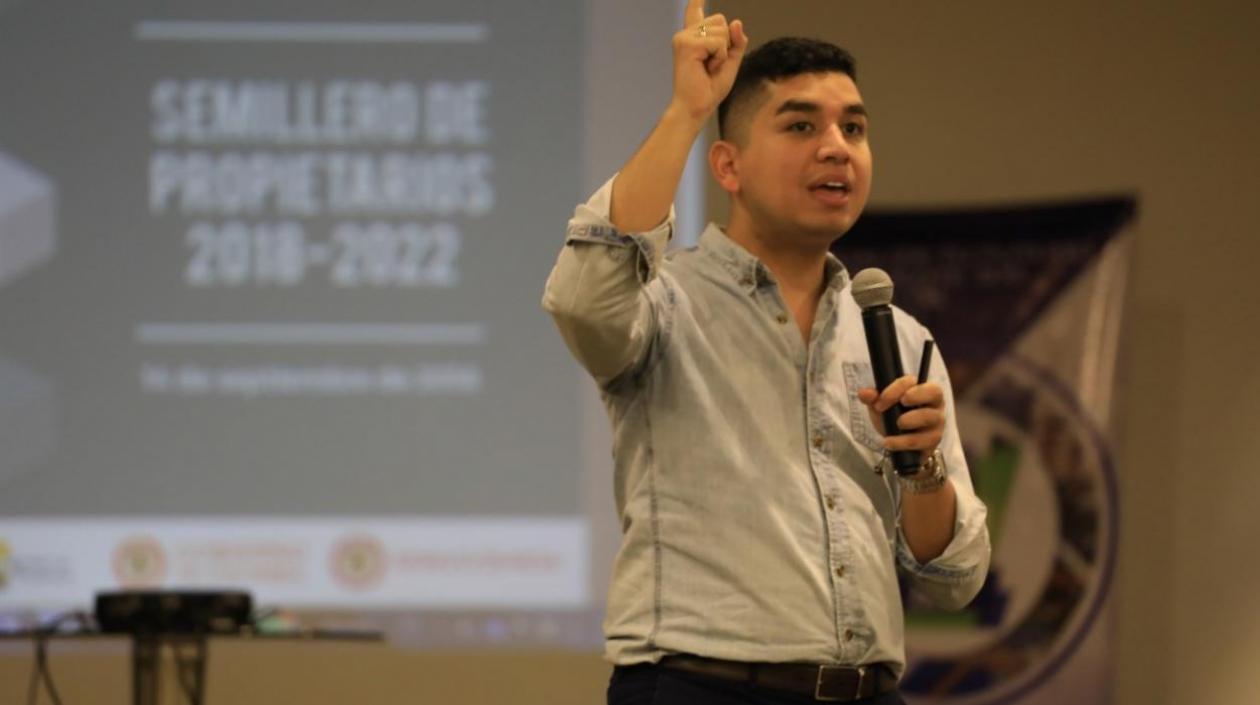 El Ministro de Vivienda, Jonathan Malagón.