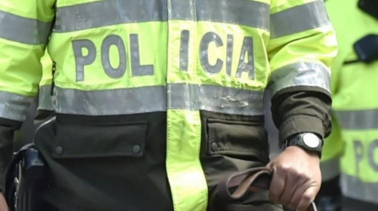 Los policías fueron enviados a prisión y no aceptaron cargos.