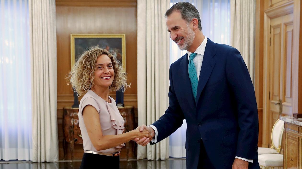 El rey Felipe VI recibe este jueves a la presidenta del Congreso, Meritxell Batet, en el Palacio de la Zarzuela.