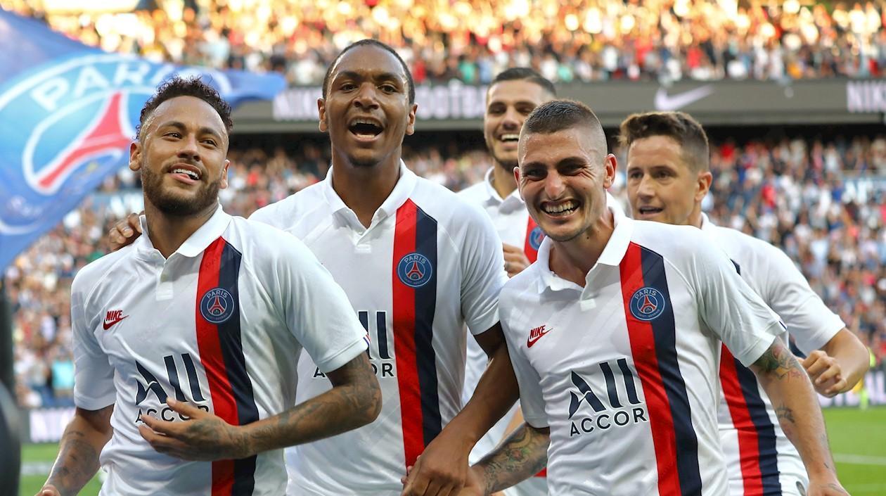 Neymar celebra su gol con el PSG. 