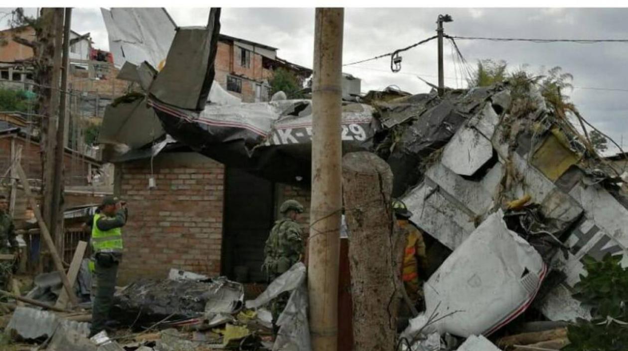 Así quedó la avioneta tras el accidente.