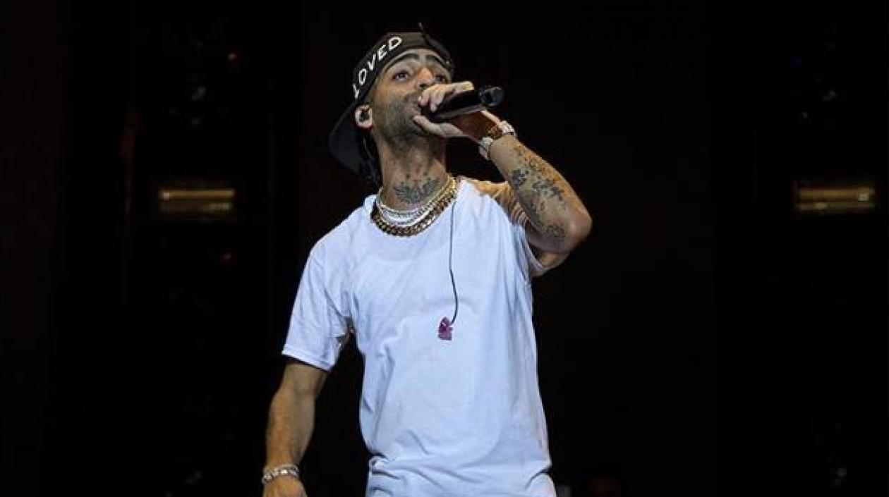 El reguetonero Arcángel.