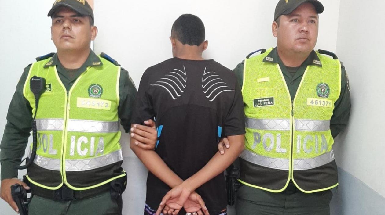 El adolescente fue aprehendido en el barrio Rebolo.