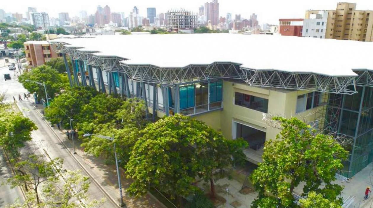 Coliseo Elías Chegwin. 