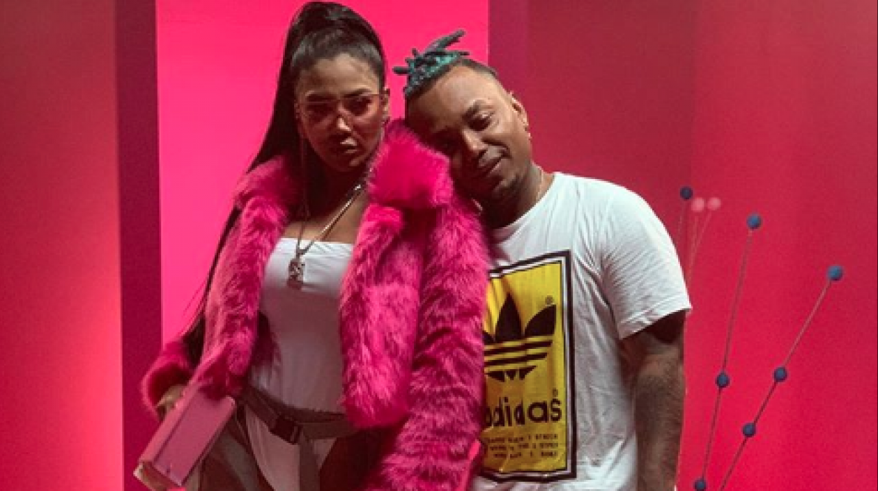 Yuranis León y Mr Black.