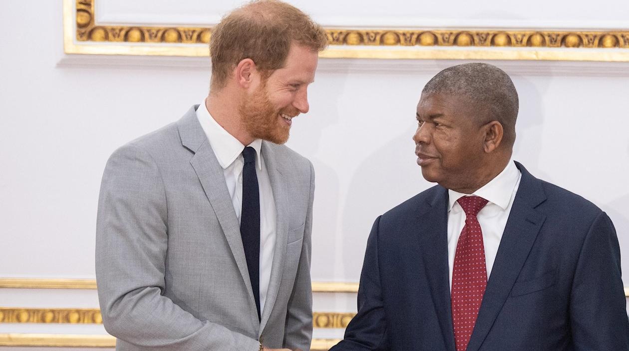 El príncipe Harry y João Lourenço, presidente de Angola.