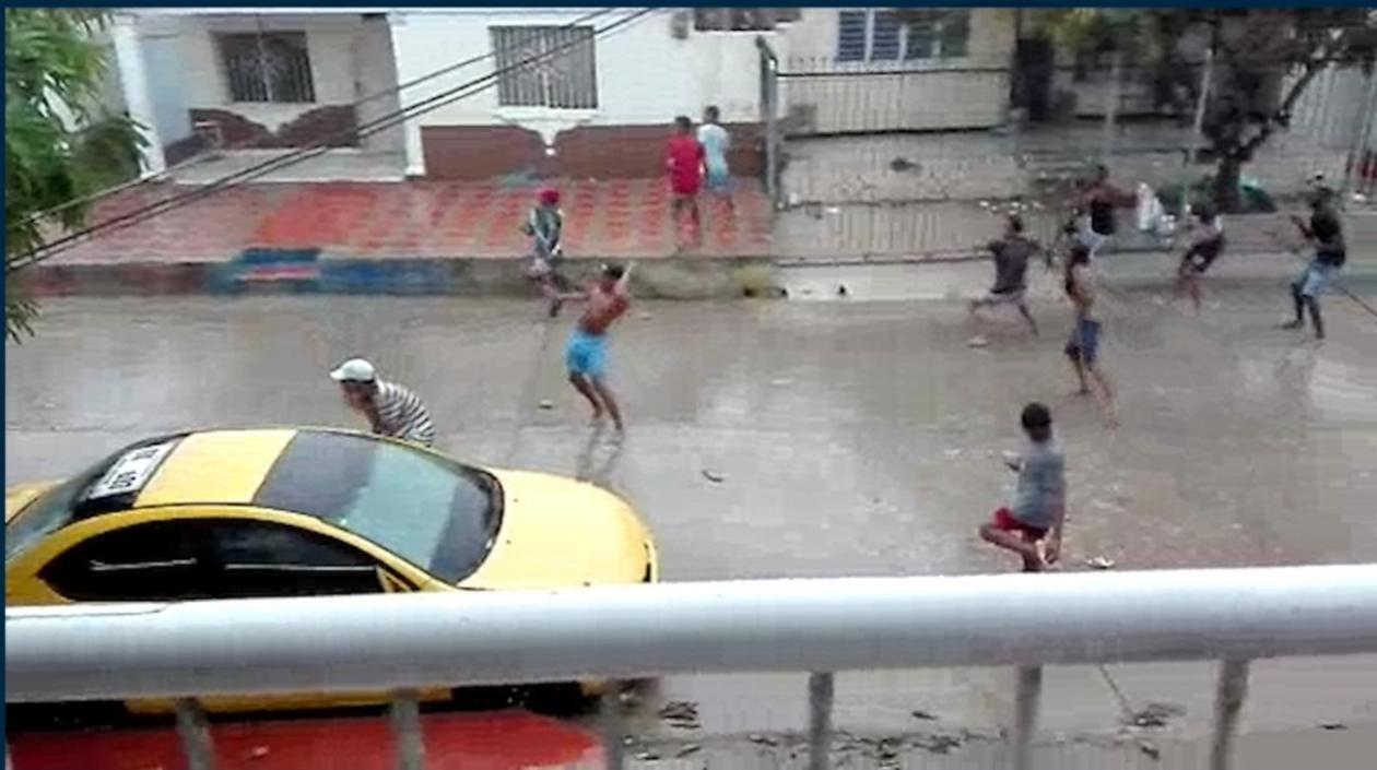 Enfrentamiento de pandillas.