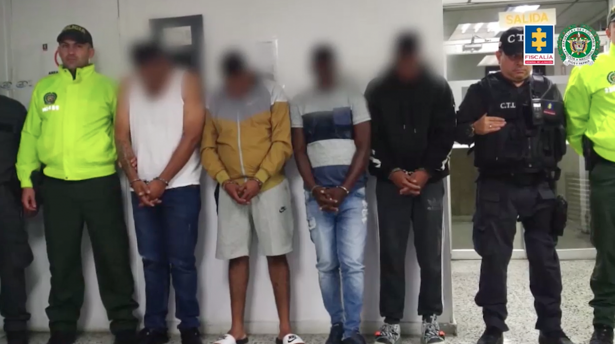 Los cuatro capturados.