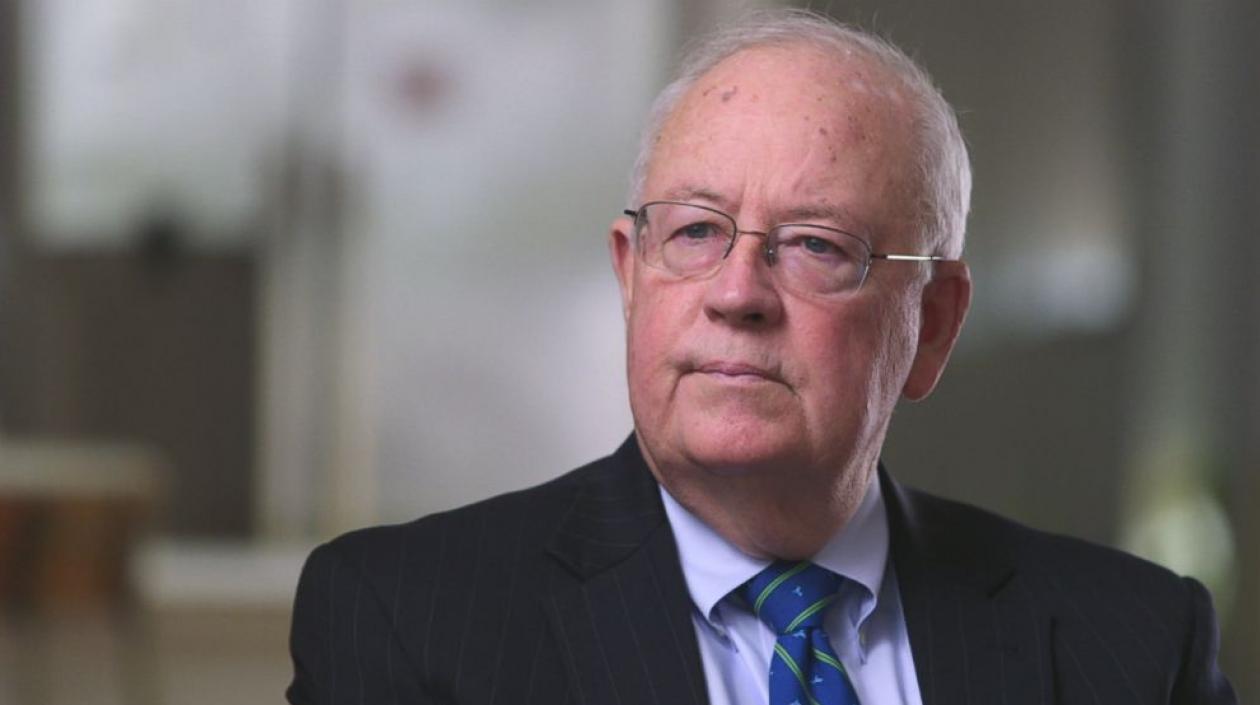 El fiscal Kenneth Starr.