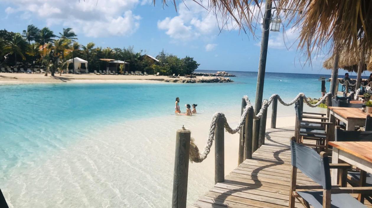 Disfrutar del mar con tranquilidad es lo que buscan quienes llegan a la isla.