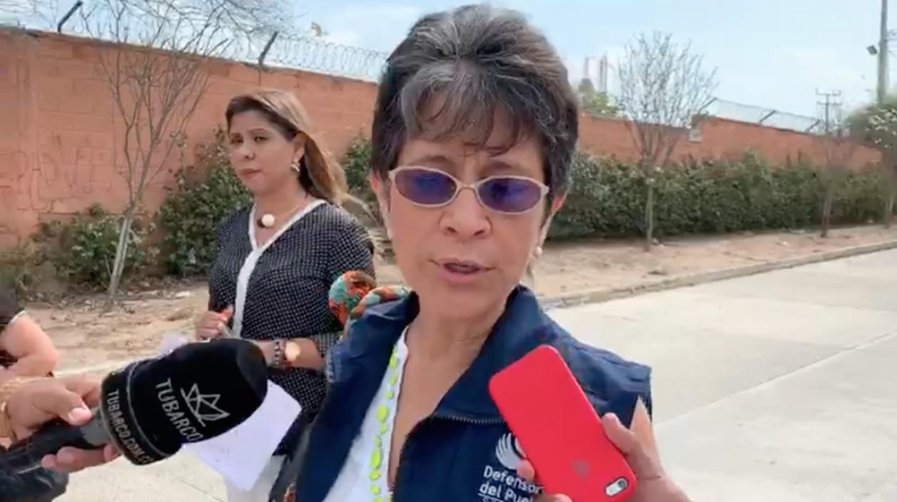 Alma Riquett, Defensora Regional del Pueblo.