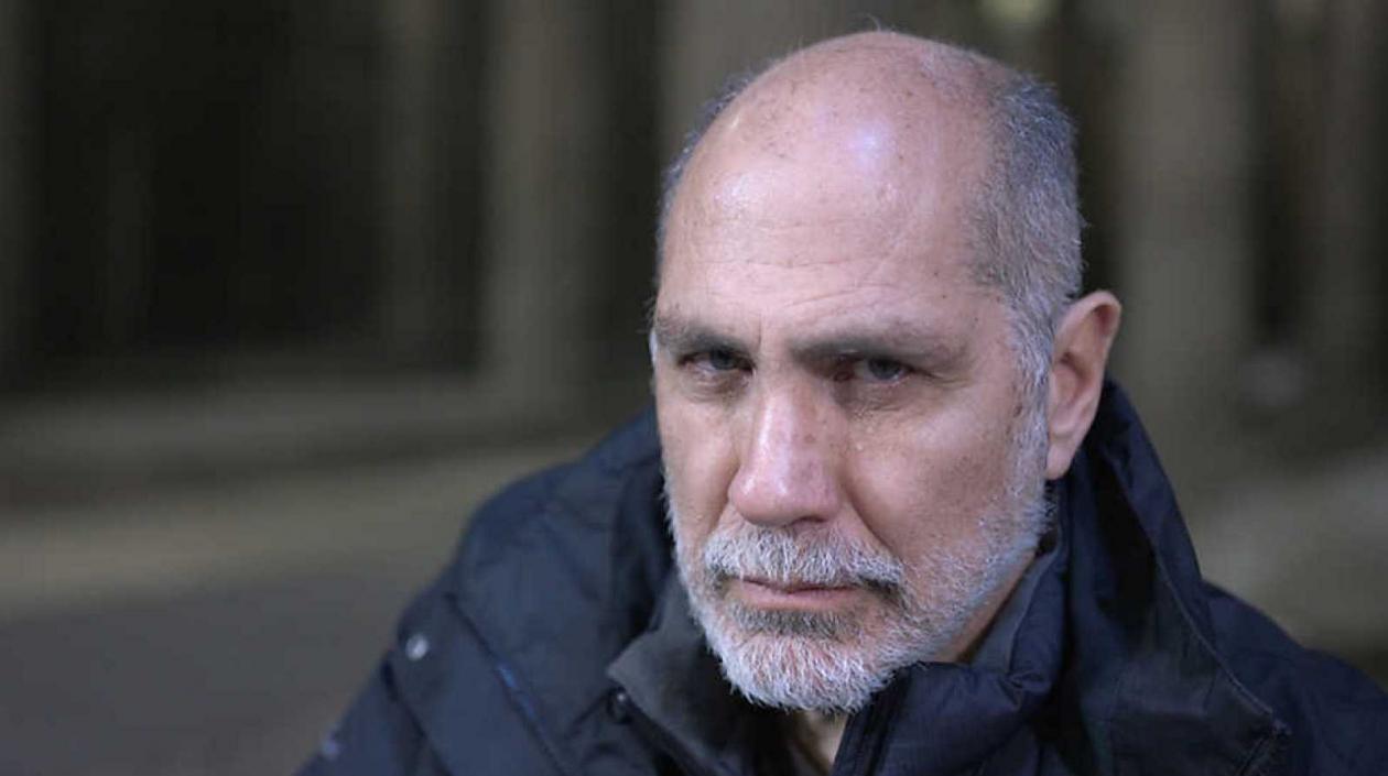 Escritor y cineasta mexicano Guillermo Arriaga ganó el premio Alfaguara 2020.