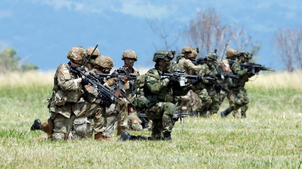 Soldados los ejércitos de Colombia y Estados Unidos participan en ejercicios militares conjuntos