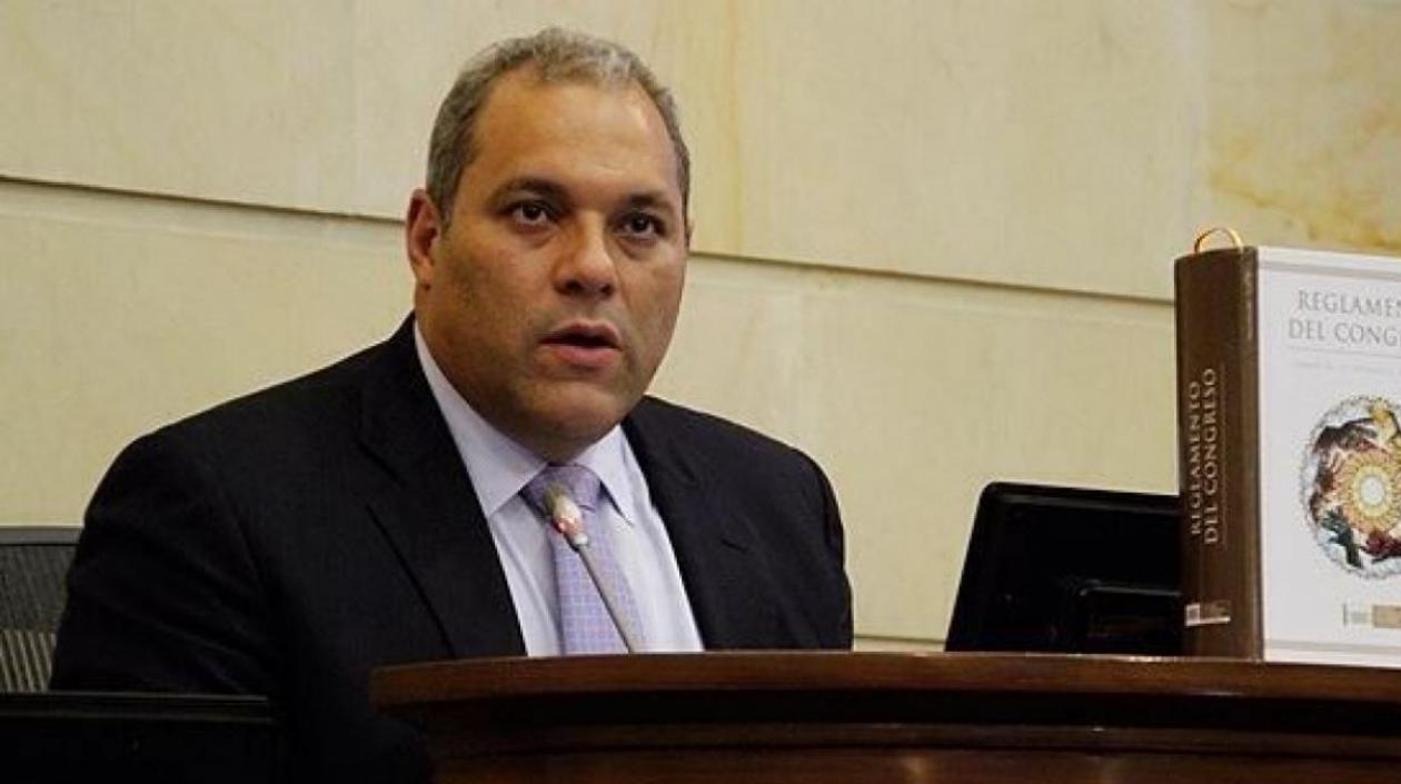 José David Name Cardozo, senador.