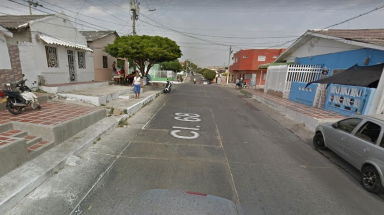 Calle 68 entre carreras 17B y 18, donde ocurrió el atraco al bus.