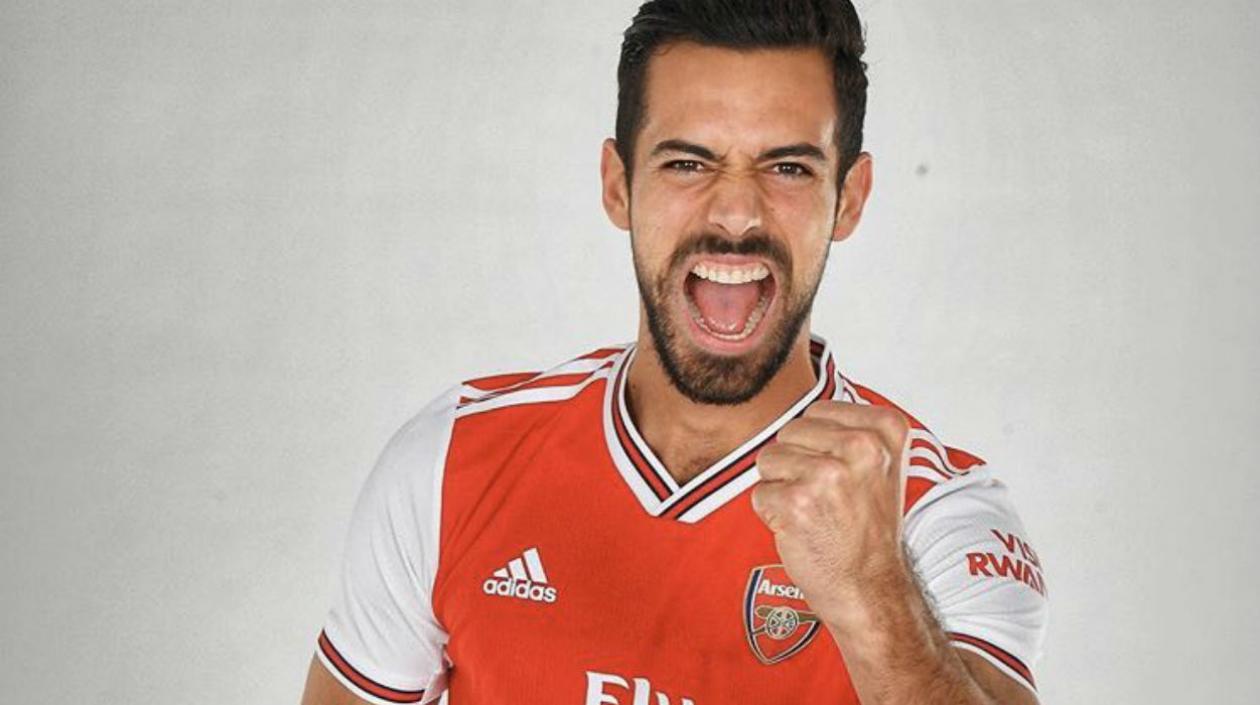 Pablo Marí, defensa español. 