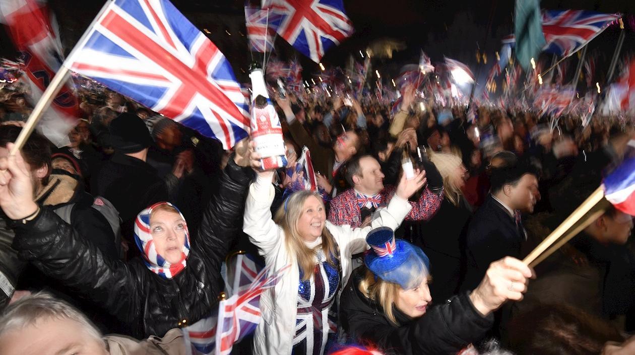 Mucha gente celebró la "nueva era" que inicia esta noche el país al abandonar la Unión Europea (UE).