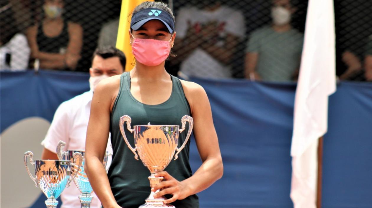 María Fernanda Herazo, tenista barranquillera. 