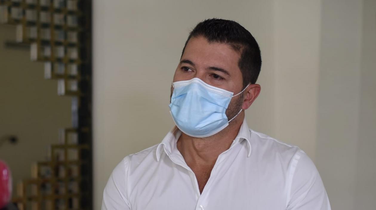 Jhon Jairo Toro, Gerente de Aire.